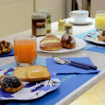 Airport House B&B 4*