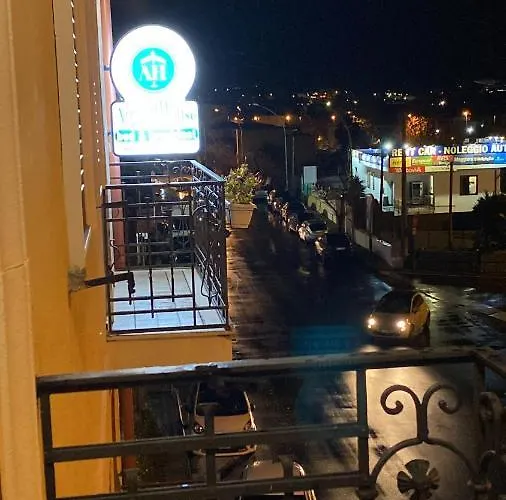 Oda ve Kahvaltı Airport House 4*