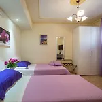 Airport House 4*