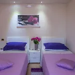 Airport House 4*