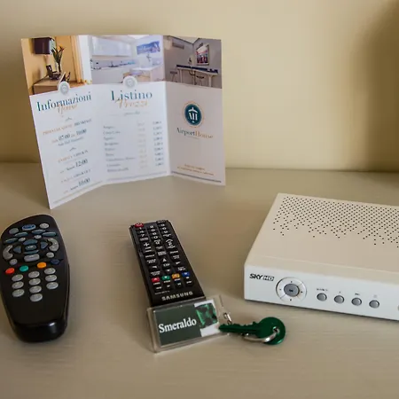 Alojamento de Acomodação e Pequeno-almoço Airport House 4*