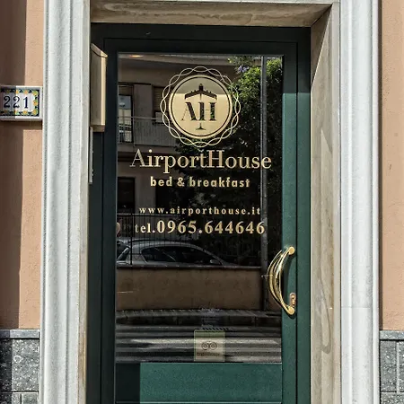 Airport House Alojamento de Acomodação e Pequeno-almoço Reggio di Calabria
