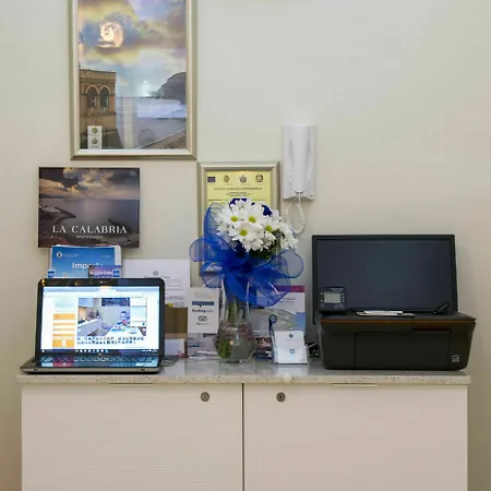 فندق مبيت وإفطار Airport House