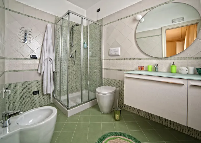 Airport House فندق مبيت وإفطار ريجّو دي كالابريا