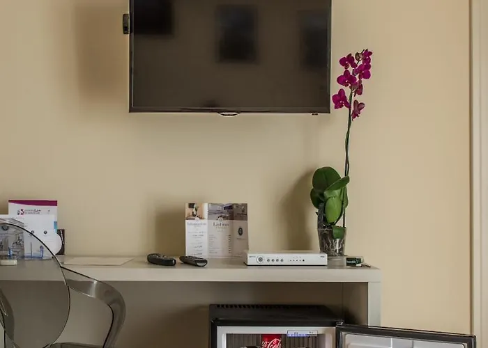 Airport House ベッド・アンド・ブレックファスト 4*