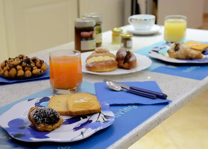 Airport House 住宿加早餐酒店 4*